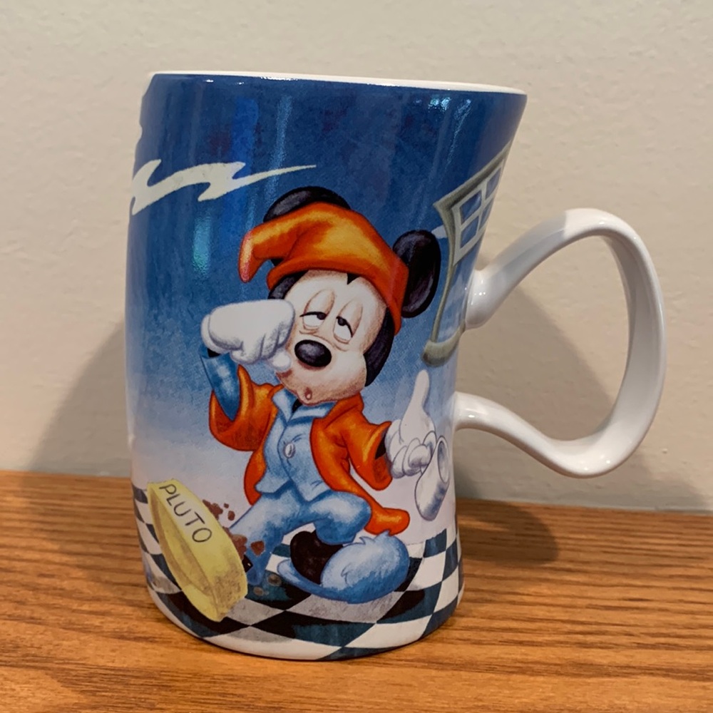 Disney Mickey Mouse coffee cup